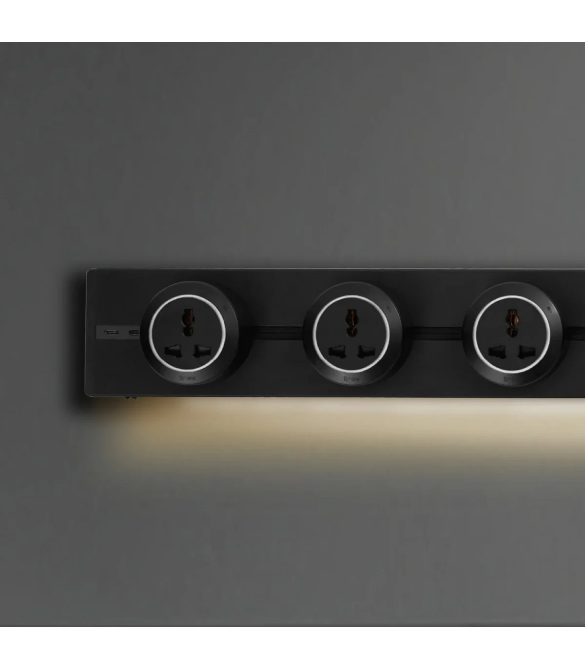 Thanh ray điện Eurob Slim-S + (USB-C & Đèn LED)| Lắp Nổi I BH 2 Năm | ⓿❾❼❼❹❼❽❹❻❻ | METAKING